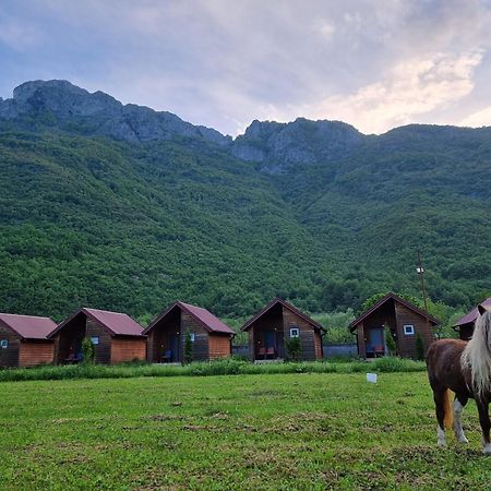 Ethno Katun Rosi Agrotourism Hotel Gusinje Ngoại thất bức ảnh