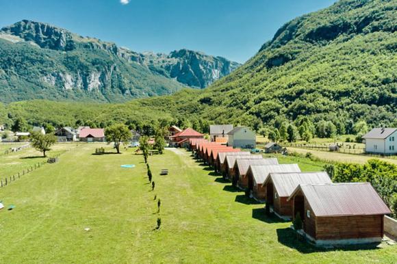 Ethno Katun Rosi Agrotourism Hotel Gusinje Ngoại thất bức ảnh