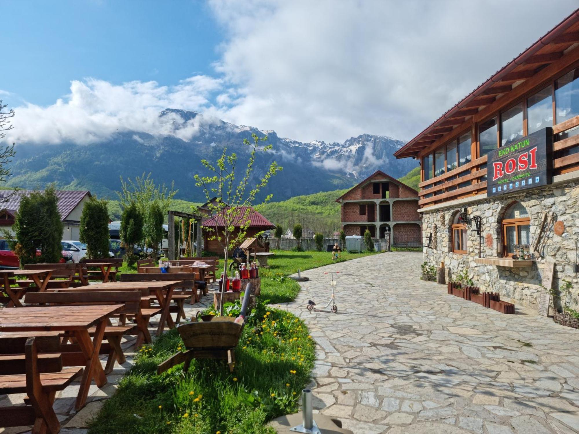 Ethno Katun Rosi Agrotourism Hotel Gusinje Ngoại thất bức ảnh
