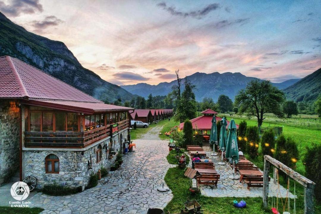Ethno Katun Rosi Agrotourism Hotel Gusinje Ngoại thất bức ảnh